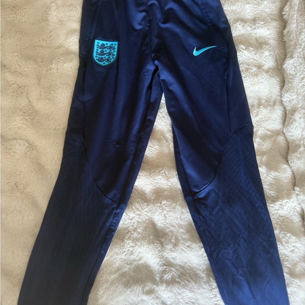 Nike boy Navy Blue pant